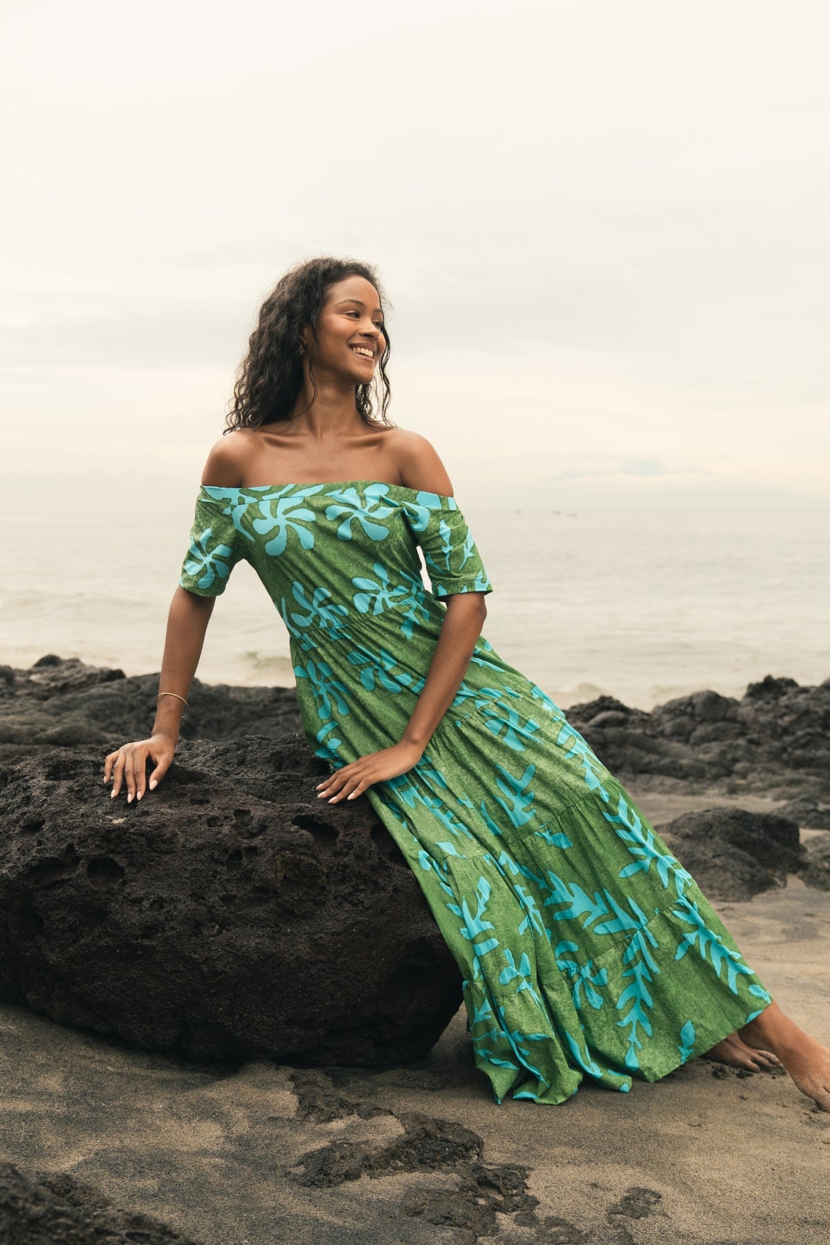 Vinaka Dress