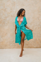 Tau Kimono